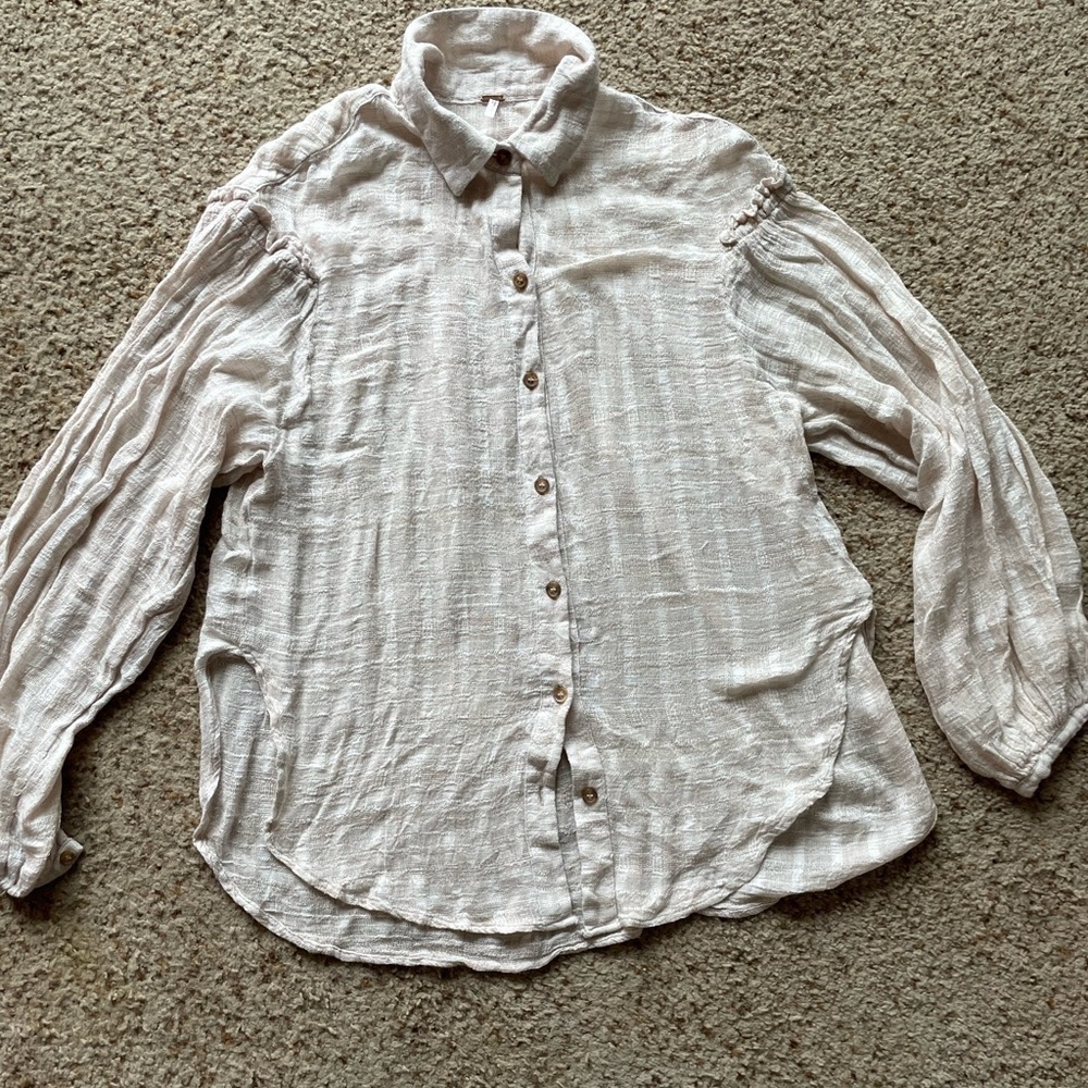 Free People button down size S